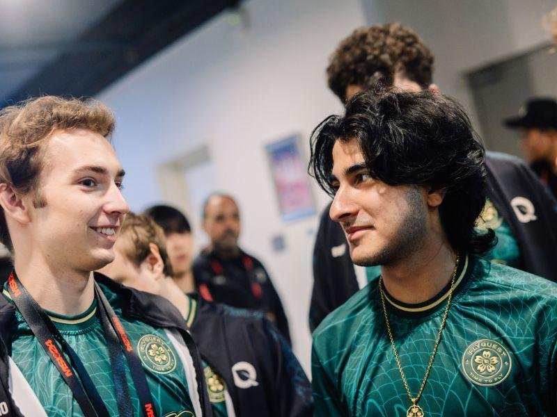 Jogadores da FlyQuest no MSI 2024.