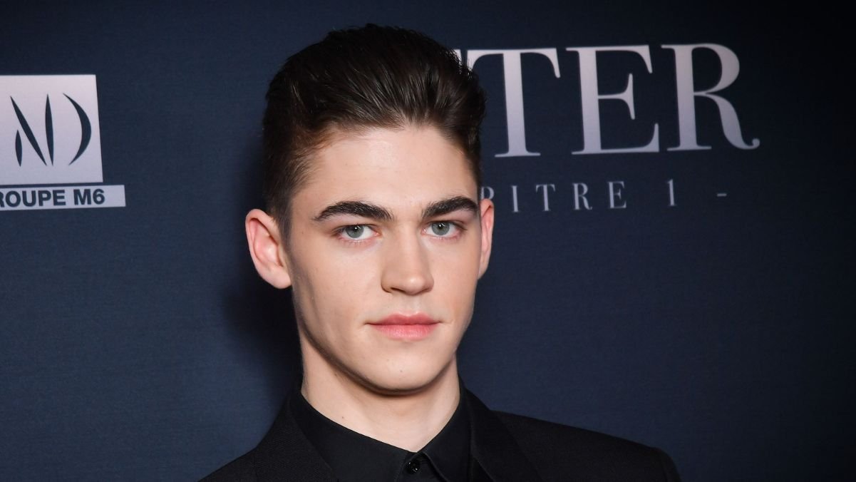 Hero Fiennes Tiffin