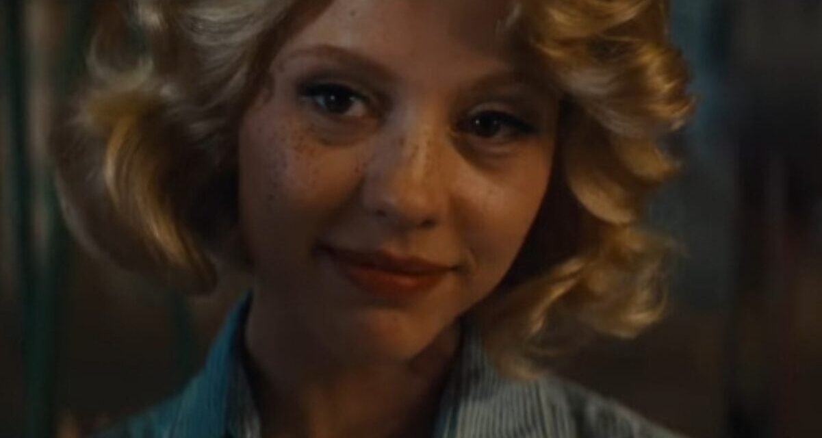 MaXXXine ganha novo trailer
