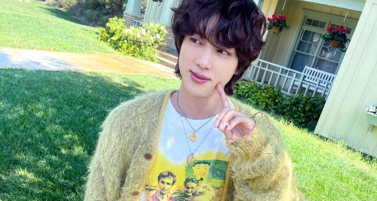 Conheça os trabalhos solo do Jin do BTS, o primeiro a terminar o serviço militar obrigatório