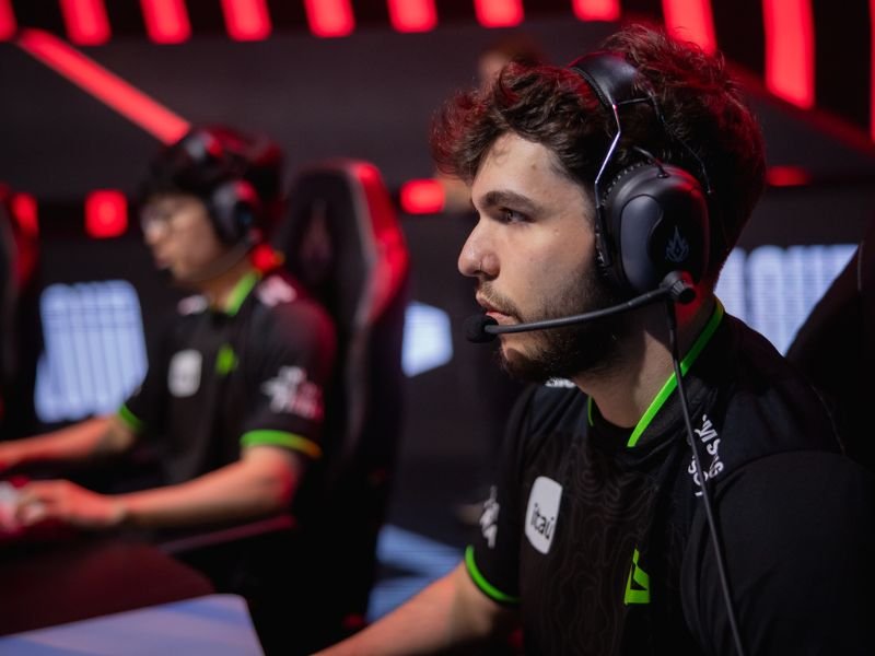 RedBert, jogador da Loud no CBLOL