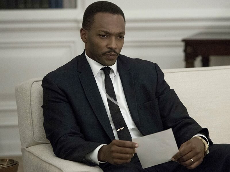 Dr. Martin Luther King Jr (Anthony Mackie) em Até o Fim