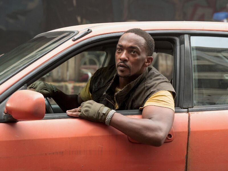 A série acompanha John Doe (Anthony Mackie), um motorista contratado para entregar um valioso objeto através dos Estados Unidos pós-apocalípticos. 