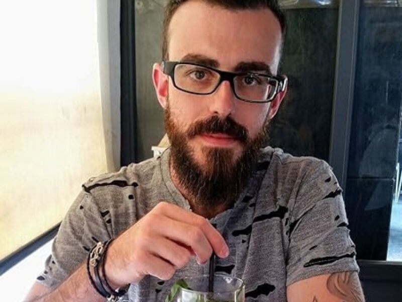 O autor do livro, Filipe Salomão