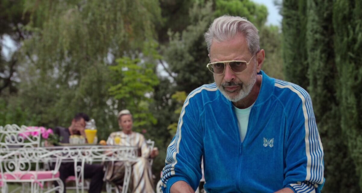 Kaos: Jeff Goldblum surge como um Zeus vingativo em trailer