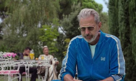 Kaos: Jeff Goldblum surge como um Zeus vingativo em trailer