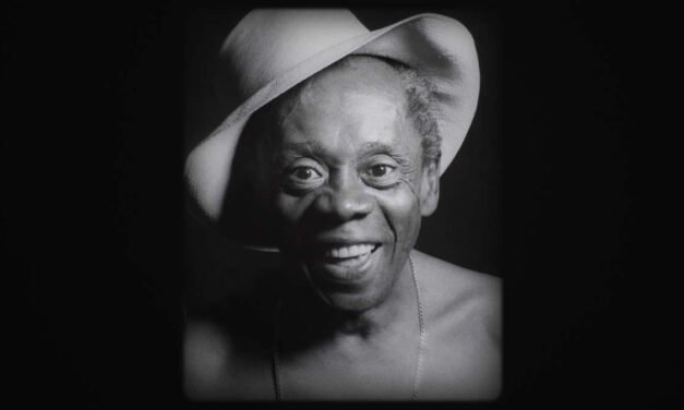 Othelo, O Grande: A voz e a alma de um ícone em documentário