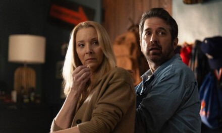 Quem Vê Casa: nova série com Lisa Kudrow ganha data e trailer