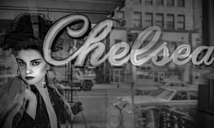 Cláudio Edinger lança nova edição de Chelsea Hotel