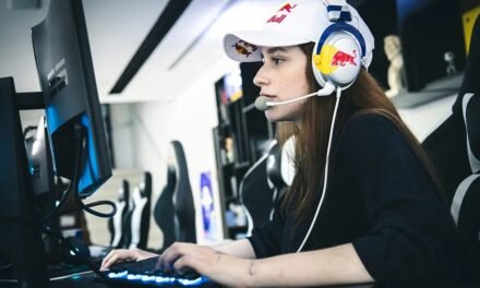 Torneio Red Bull ClassiCS: Junte-se a Nobru, TCK, Gabs e Sofia
