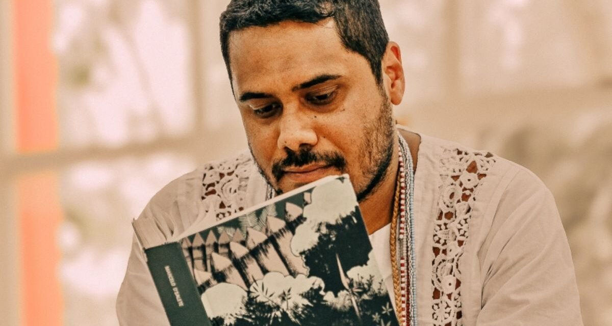Orixás para crianças: “O catador de histórias” de Edmar Neves