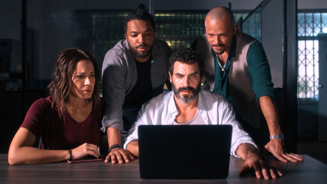 Final de Estranho Amor traz reviravoltas e destaca Jackson Antunes e seu filho em papéis intensos