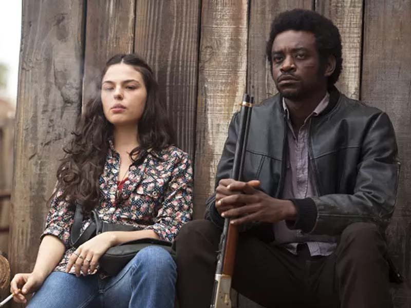 Isis Valderde e Fabricio Boliveira