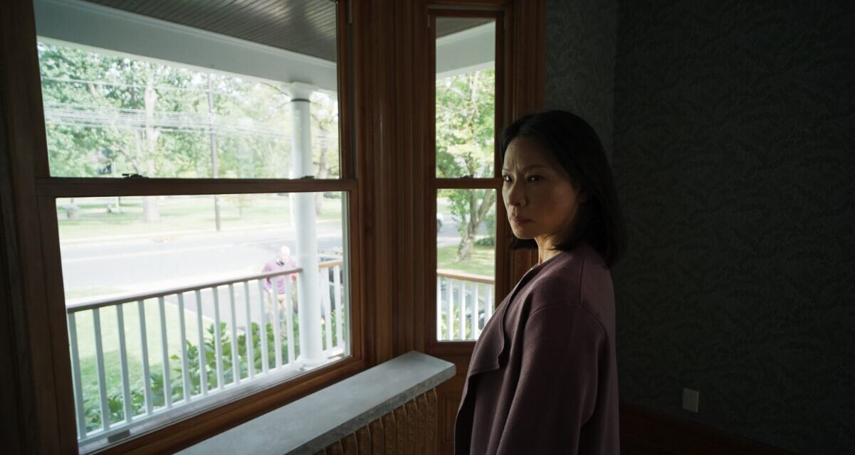 Presença | Lucy Liu divide casa com o sobrenatural em novo trailer
