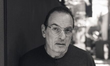Livro do editor Luiz Schwarcz chega às livrarias em maio