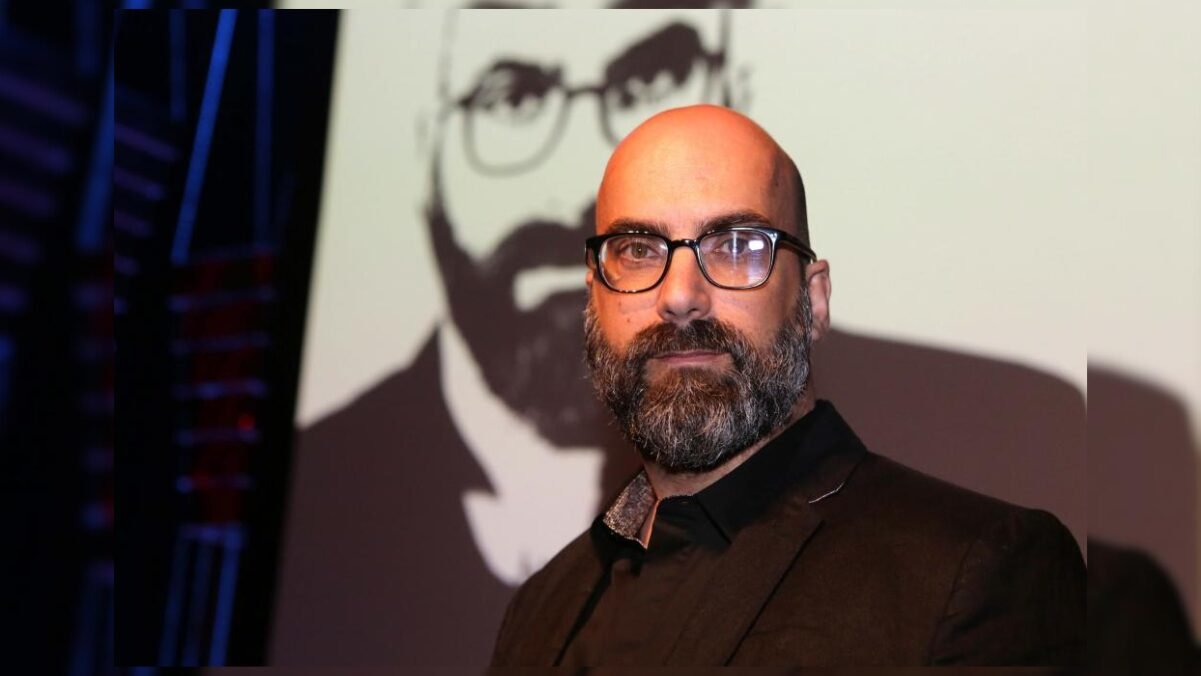 Valter Hugo Mae palestrará na abertura do Flipoços 2025
