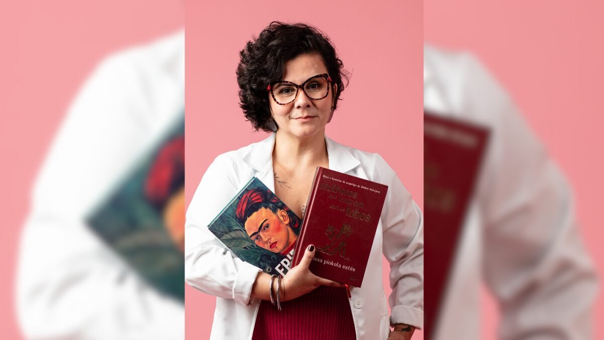 A criadora do Clube de Leitura Anti-Machista Não Bentos, escritora, médica e sexóloga Mila Nascimento.