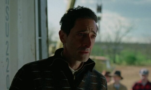 OSCAR 2025 | Adrien Brody leva a estatueta de Melhor Ator