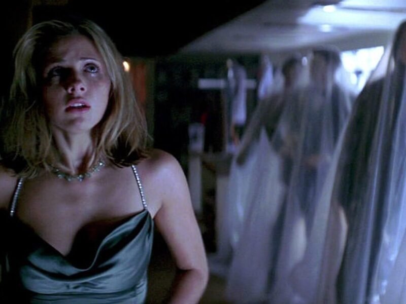 Sarah Michelle Gellar "Eu Sei O Que Vocês Fizeram no Verão Passado"