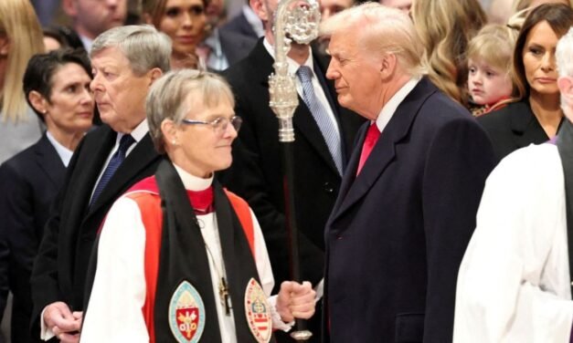 A voz que Trump tentou silenciar: Livro de bispa chega no Brasil