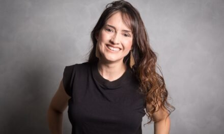 Lella Malta celebra dez anos de carreira com nova edição de Série