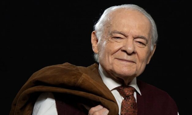 Monólogo de Othon Bastos ganha versão em livro