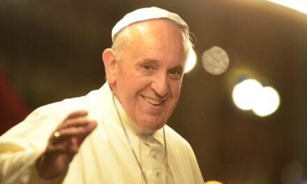 Autobiografia Esperança traz o legado do Papa Francisco