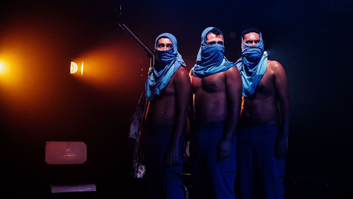 A peça que retrata a obra vencedora do Prêmio Jabuti retornou ao Itaú Cultural em São Paulo para a terceira temporada de apresentações.