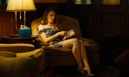Bugonia: Filme com Emma Stone tem estreia antecipada nos cinemas