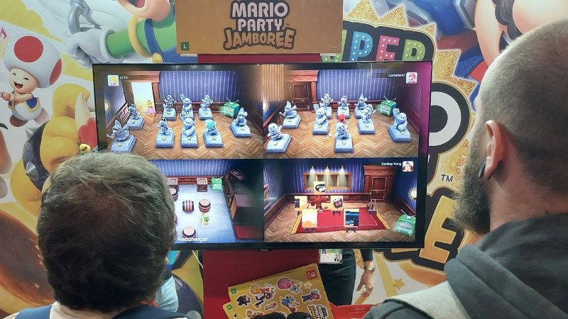 Público testa Super Mario Party Jamboree no estande da Nintendo no terceiro dia da gamescom latam 2025