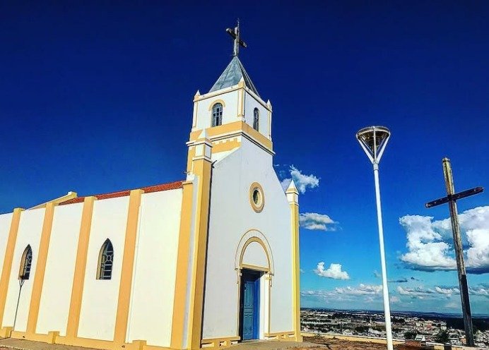 Cruz de Madeira Morro da Saudade Catalão