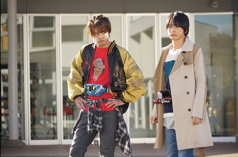 Sato Company lança Kamen Rider Build dublado no YouTube