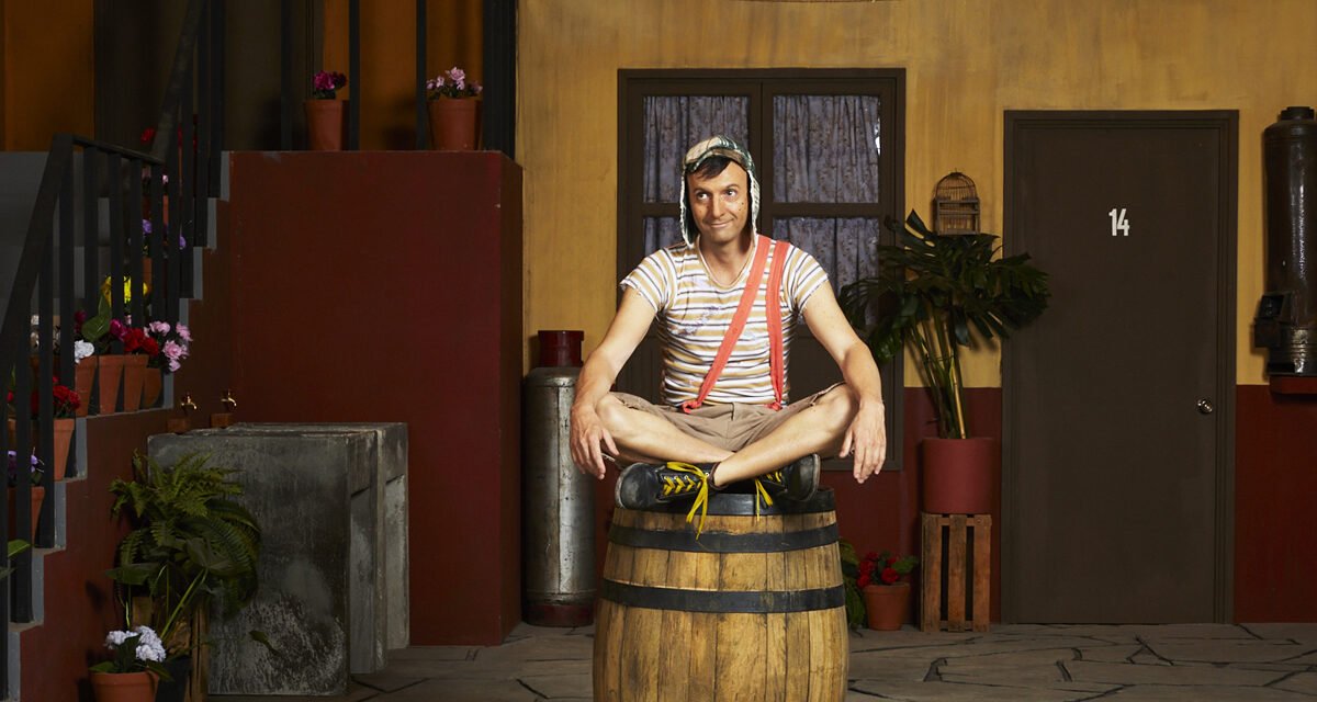 CHESPIRITO: Sem Querer Querendo e a delicada tarefa de contar quem foi Roberto Gómez Bolaños