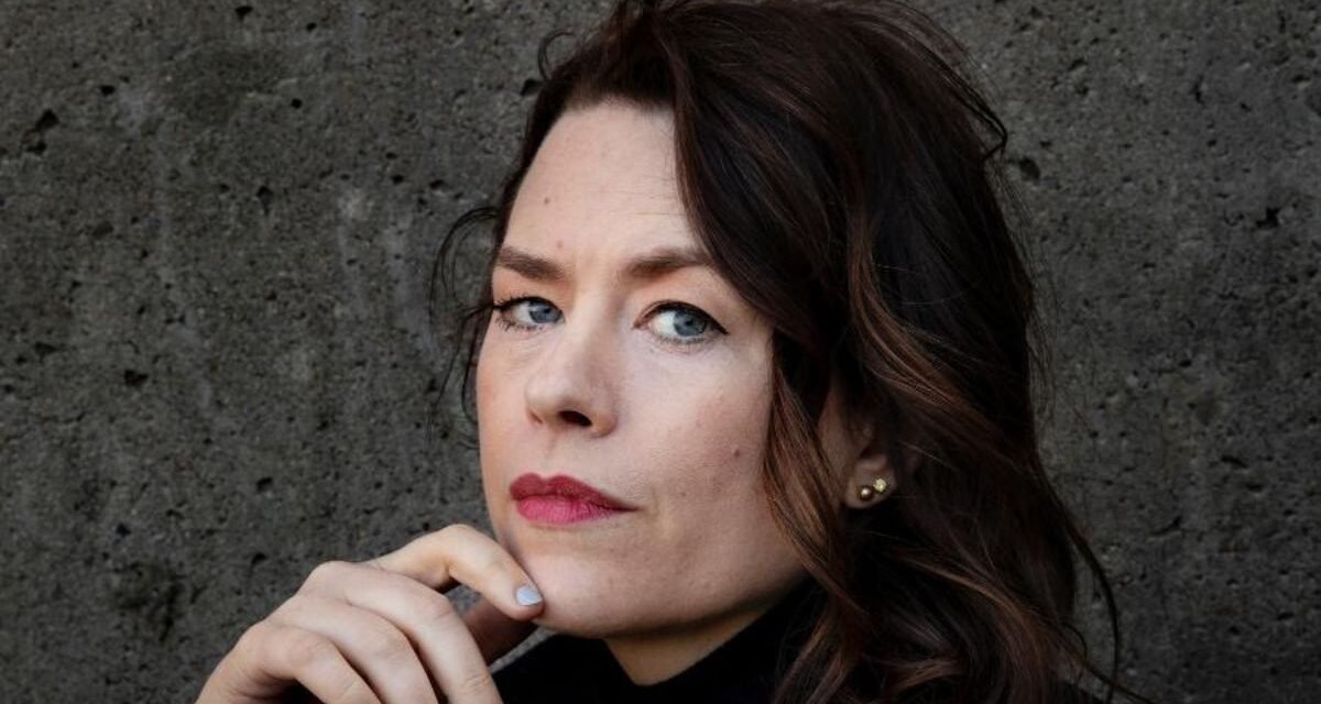 Conheça Liv Strömquist | Quadrinista sueca participa da FLIP 2025