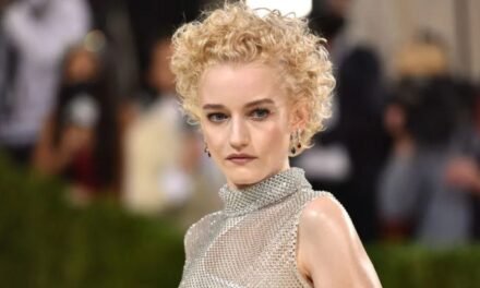 Quarteto Fantástico | Julia Garner defende sua versão da Surfista Prateada