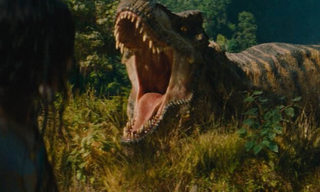 Crítica | Jurassic World: Recomeço resgata a nostalgia, mas tropeça no roteiro