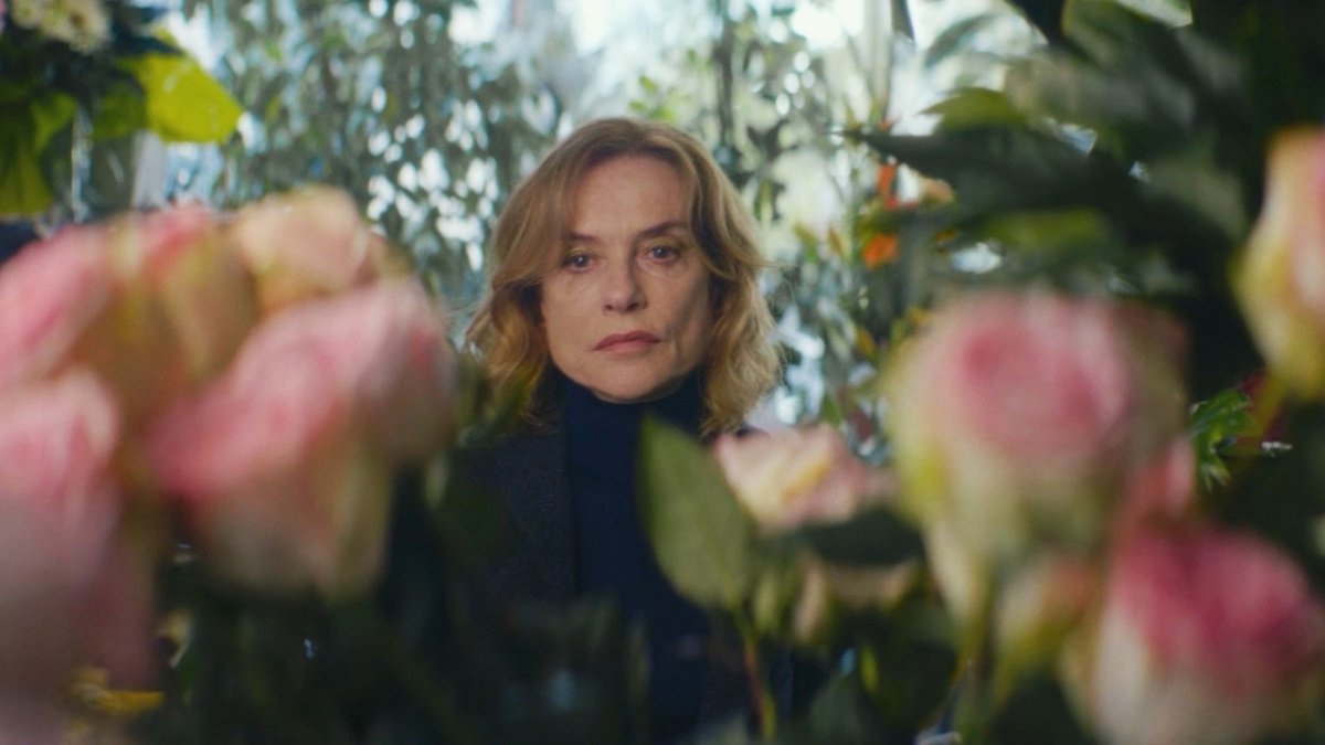 Isabelle Huppert como Alma em "A Prisioneira de Bordeaux"