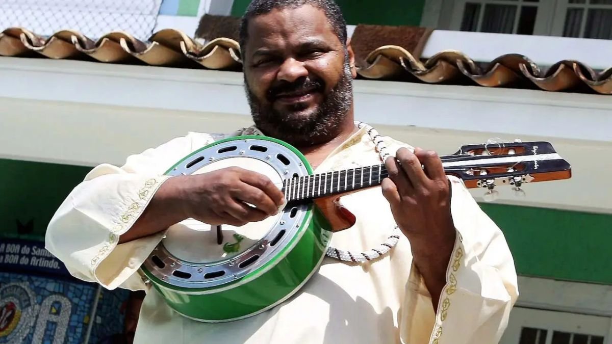 Morre Arlindo Cruz aos 66 anos