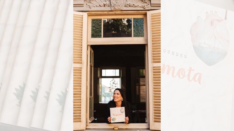 Imagem de Taís Fagundes, autora do livro Bergamota