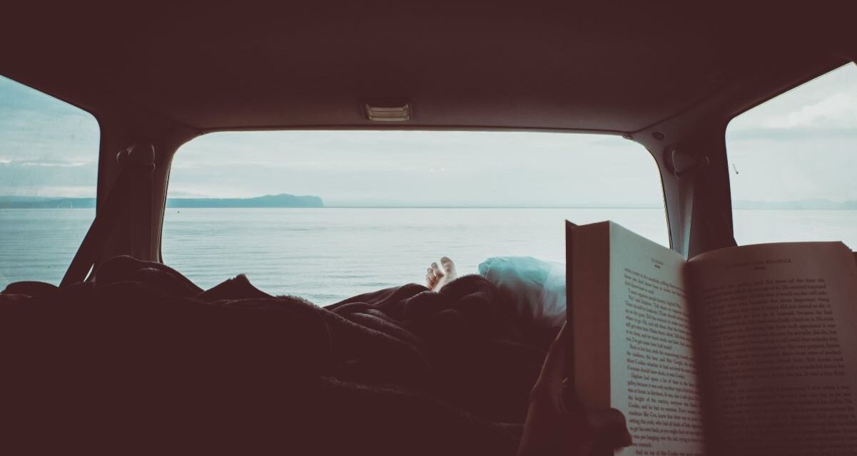 Rotas Literárias: Viajando através dos Livros