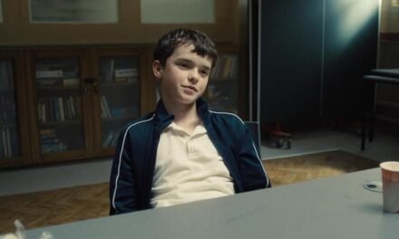 Emmy® 2025 | Adolescência vence categoria Melhor Minissérie ou Antologia