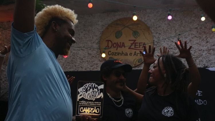 Batalha de poesias "Slam do Corpo"