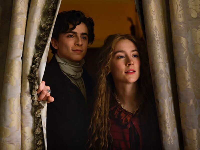  Timothee Chalamet como Laurie e Saoirse Ronan como Jo March, em "Adoráveis Mulheres" (2019) | Crédito: Reprodução