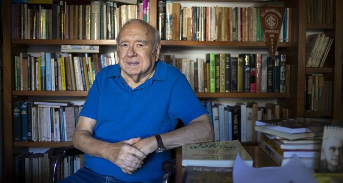Luis Fernando Verissimo: o cronista que transformou o cotidiano em humor inteligente