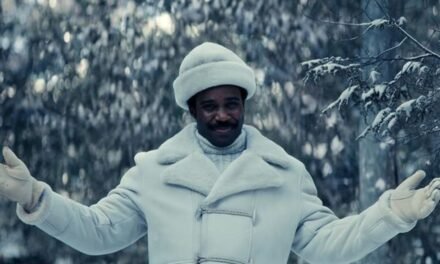 Emmy® 2025 | Tramell Tillman vence Melhor Ator Coadjuvante em Série de Drama