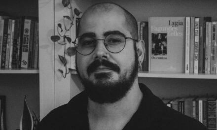Escritor Rafael Godoy estreia com livro sobre abandono e violência