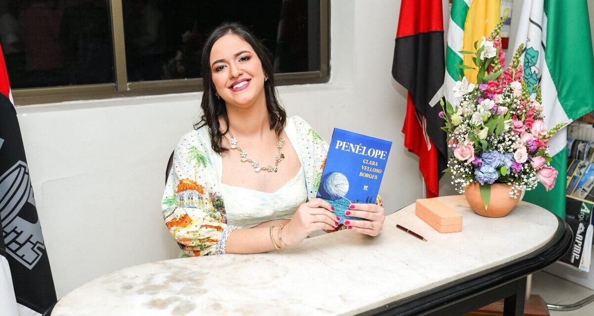 Clara Velloso transforma o mito de “Penélope” em poesia