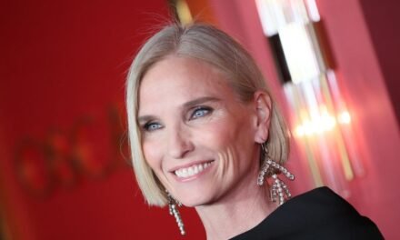 Jennifer Fox retorna para produzir o 16º Governors Awards