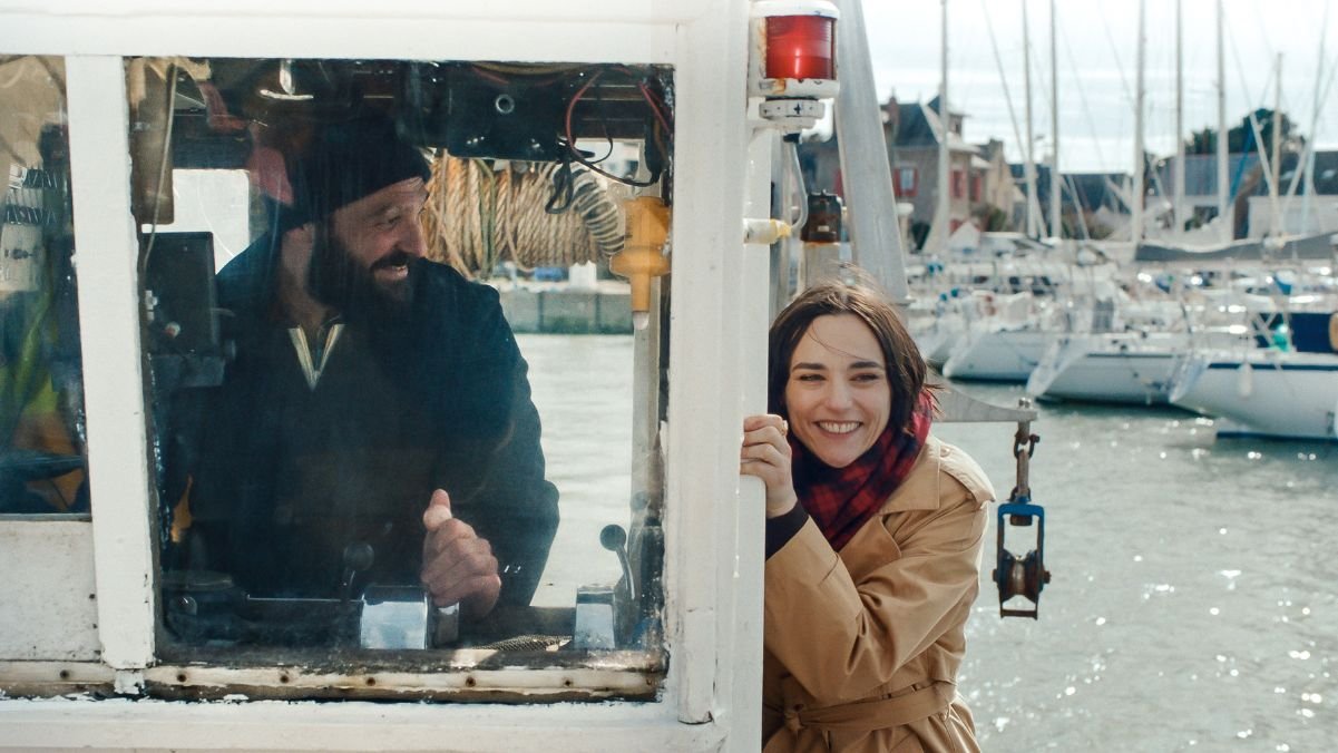 Kátia e o namorado no barco - Autoral Filmes