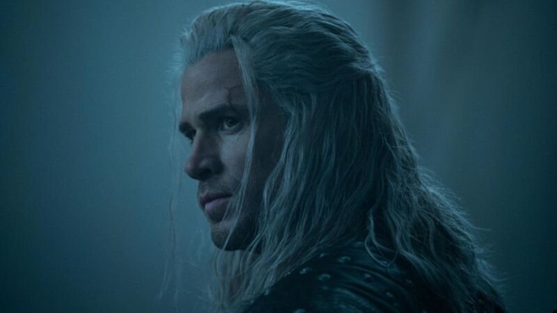 Liam Hemsworth como Geralt